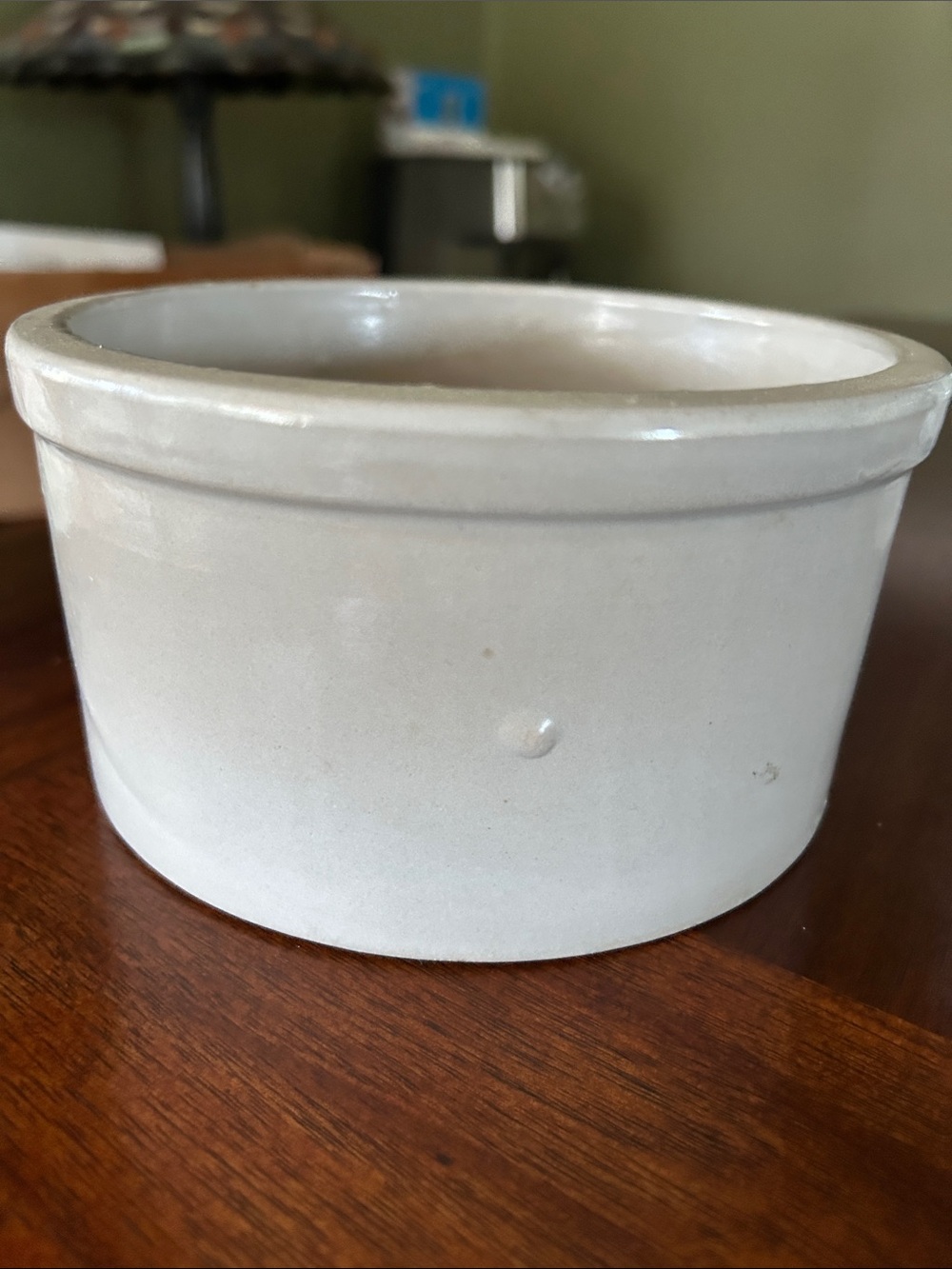 Le Grue's Creamery Stoneware Crock - Cream with Blue Lettering - Picture 2 of 5